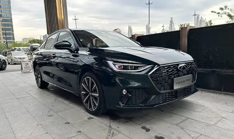 6.8秒破百，12万出头能买到，奇瑞艾瑞泽8 PRO 2.0T够不够性能？